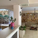 בית הארחה άλκηστις Alkistis 3*